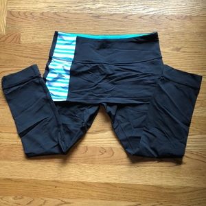 Lululemon A Go Go Crops